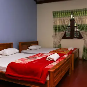https://rashmika-home-stay.kandyhotelsnow.com